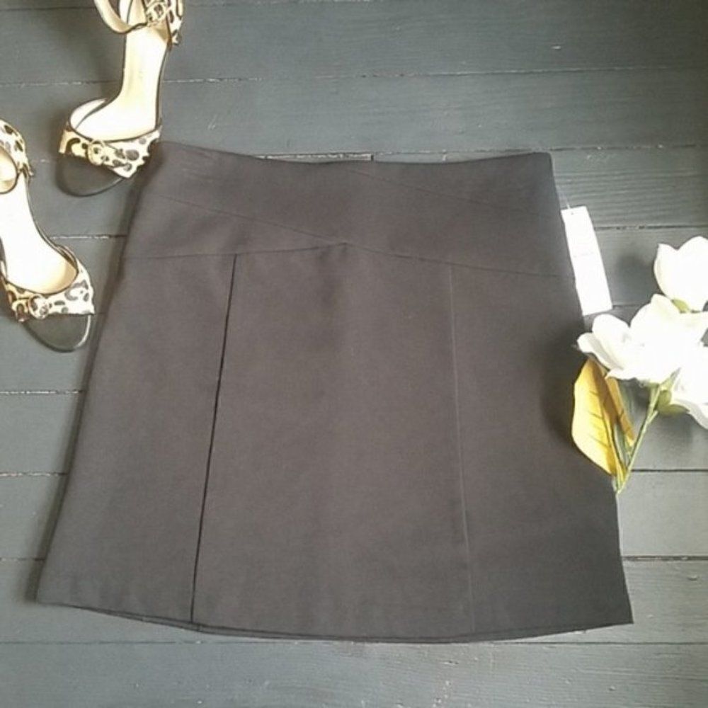 🌼 NWT Elle skirt